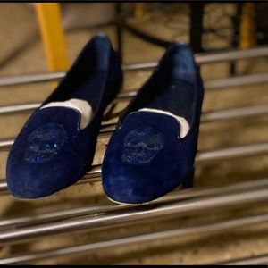 Authentic Alexander McQueen skull flats